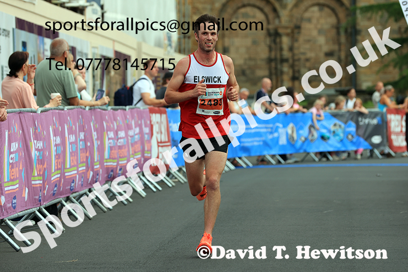 DDurham City 10k, 2025 Durham City 5k and 10k, Durham.  Photo: David T. Hewitson/Sports for All Pics